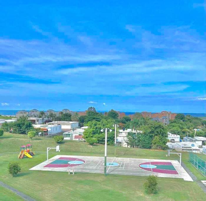 Ocean & Mountains View, Marina, Ferry, Vista Mar, Costa Esmeralda Ceiba Экстерьер фото